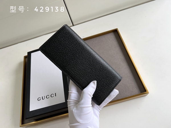 グッチ財布コピー内部構造